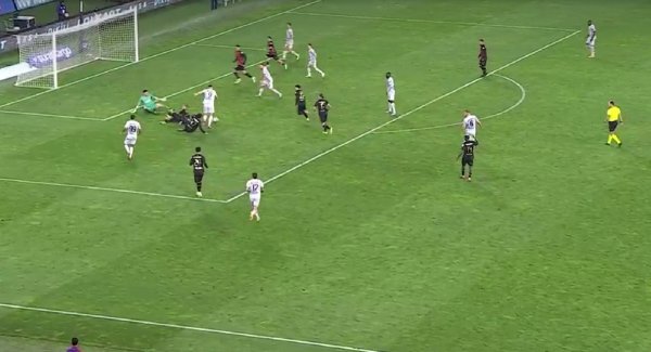 Pogledajte što je Petković majstorijom napravio Grbiću i dvojici suparnika