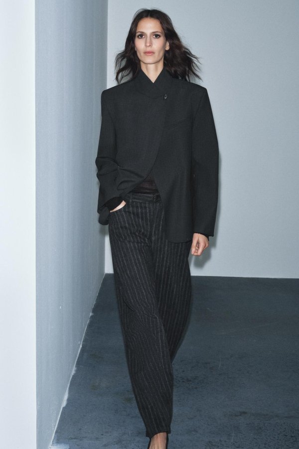 Izgleda kao dizajnerski: Na policama Zare nalazi se sako koji se redovito rasproda brzinom svjetlosti