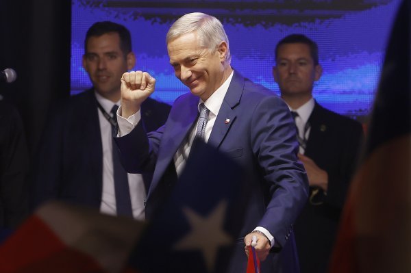 Oštar zaokret udesno: Kast pobijedio na predsjedničkim izborima u Čileu