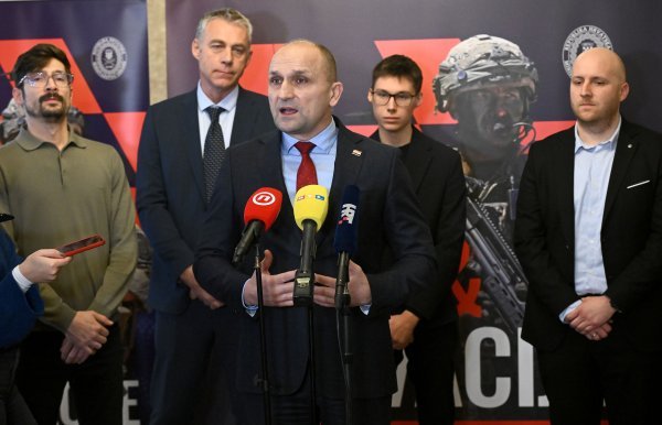 Anušić: Cilj nam je snažna i neovisna hrvatska obrambena industrija