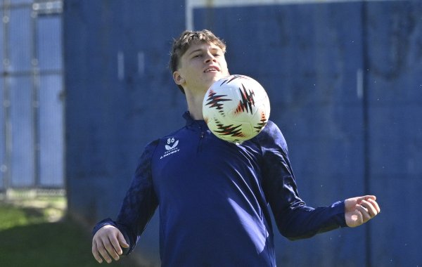 Evo koji klubovi su zainteresirani za Dinamova dragulja koji sjedi na klupi