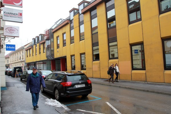 Prodana je i upravna zgrada Coninga