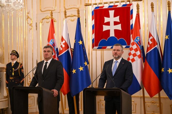 MIlanović sa svojim slovačkim kolegom Pellegrinijem