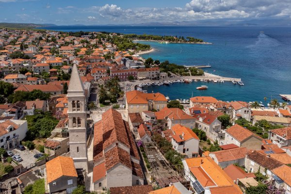 Drama zbog murala na Braču: 'Za dom spremni' dignuo i policiju na noge