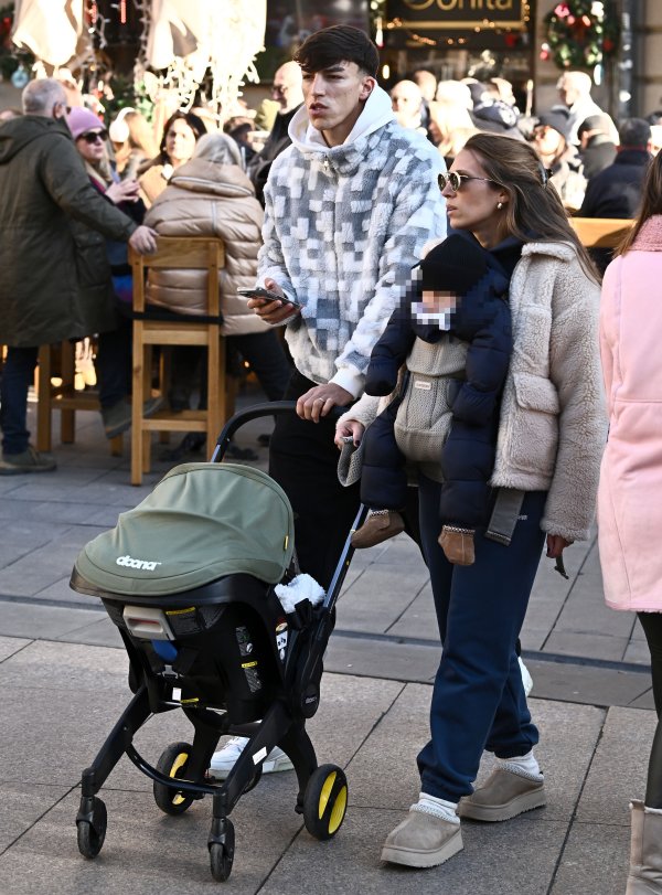 Petar Musa sa suprugom Laurom i sinom