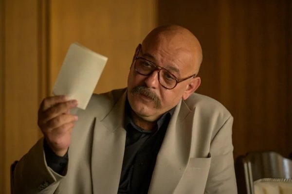 Ljubomir Bandović briljira u ulozi utjelovljenja zla, udbaša Dilparića