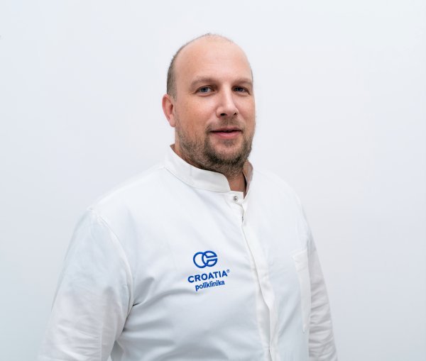 Saša Mikuličić, dr.med., spec. kardiologije iz CROATIA poliklinike u Rijeci.