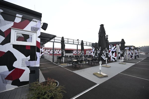 Ipak, Magdalena ističe da kontejneri i mobilne kućice mogu biti samo privremeno rješenje