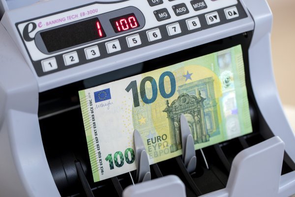 Neto imovina obveznih mirovinskih fondova u studenome porasla za 149 milijuna eura