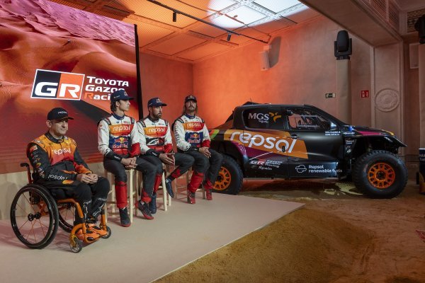 TOYOTA GAZOO Racing i Repsol predstavili svoje timove za reli Dakar 2026