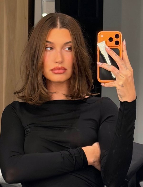 Univerzalno laskava: Nova frizura Hailey Bieber idealna je za svaku dob