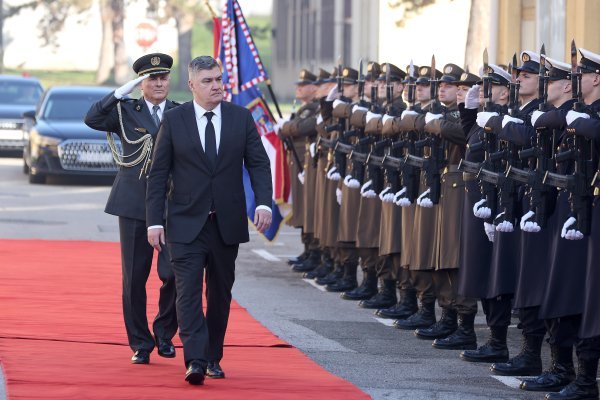 Milanović promaknuo vojnike, ima dva nova brigadna generala i jednog komodora