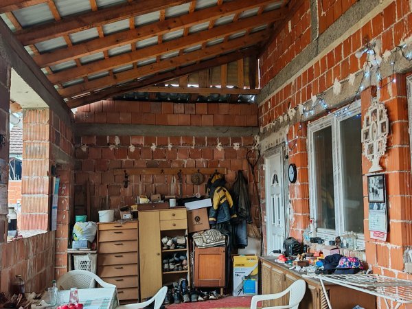 Predvorje Zdravkove kuće