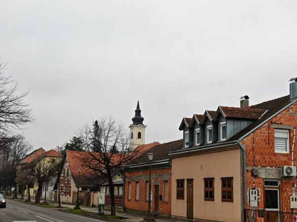 Petrinjske ulice se obnavljaju, ali prizori su doista šaroliki