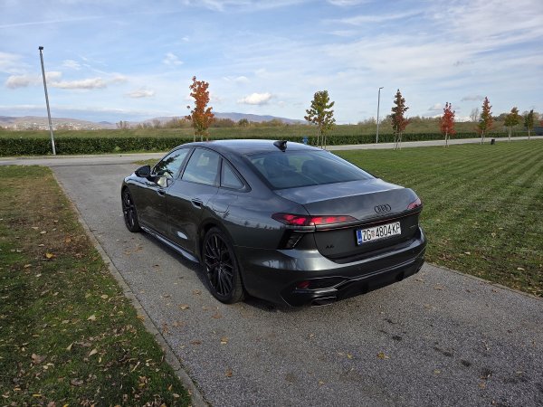 Audi A6 Limousine e-hybrid quattro 270 kW