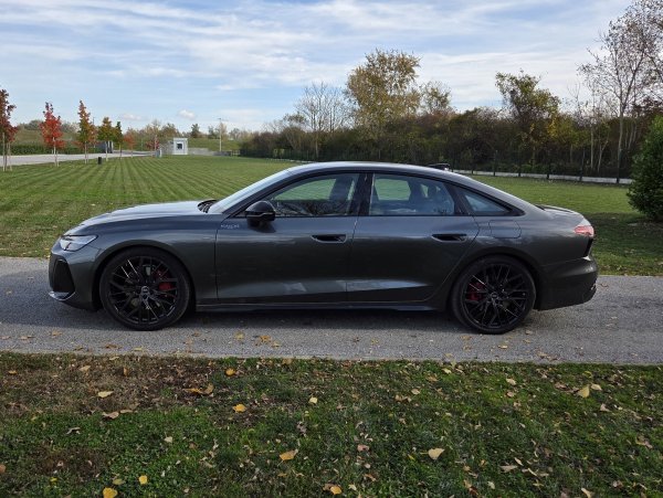 Audi A6 Limousine e-hybrid quattro 270 kW