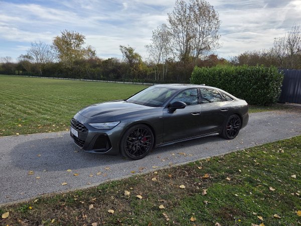 Audi A6 Limousine e-hybrid quattro 270 kW
