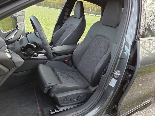 Audi A6 Limousine e-hybrid quattro 270 kW