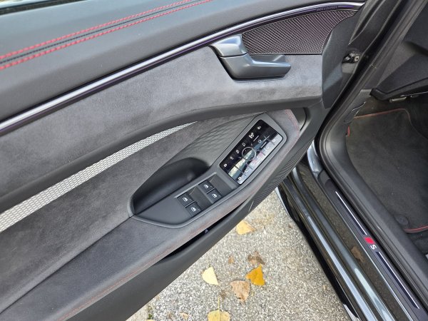 Audi A6 Limousine e-hybrid quattro 270 kW