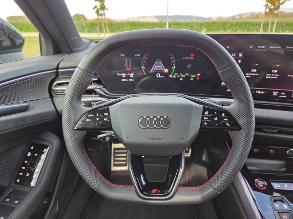 Audi A6 Limousine e-hybrid quattro 270 kW