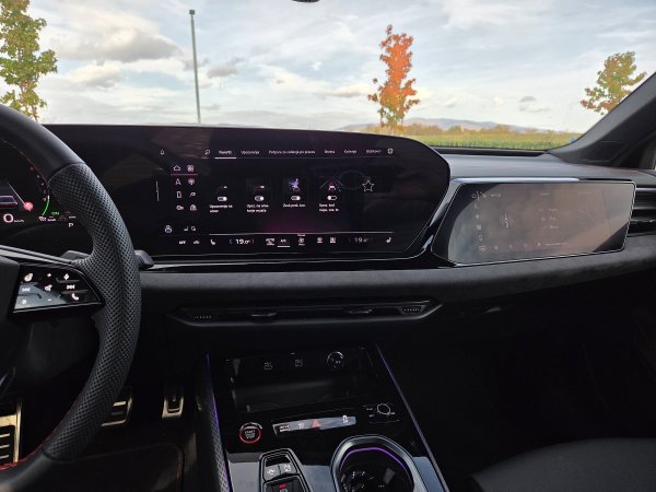 Audi A6 Limousine e-hybrid quattro 270 kW