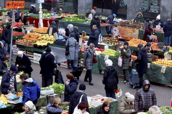 Subotnje jutro na Dolcu uoči Božića