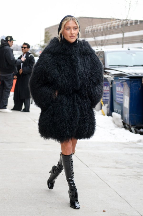 Možete ih prezirati, ali teško ćete im odoljeti: Ove čizme jedne su od najvećih trendova sezone