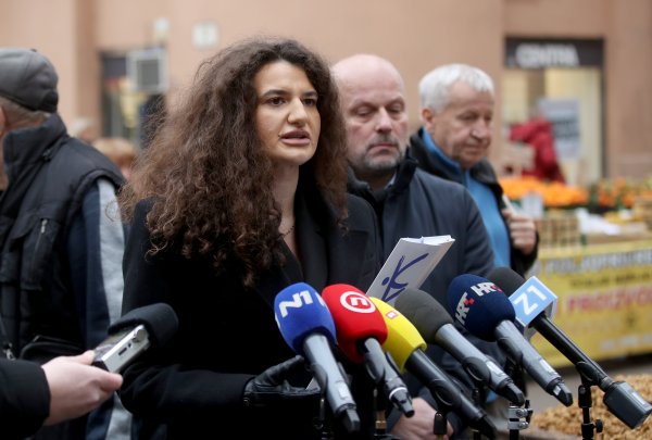 Blagdanska košarica opet poskupljela, sindikati: 'Neki si neće moći priuštiti tradicionalna jela'