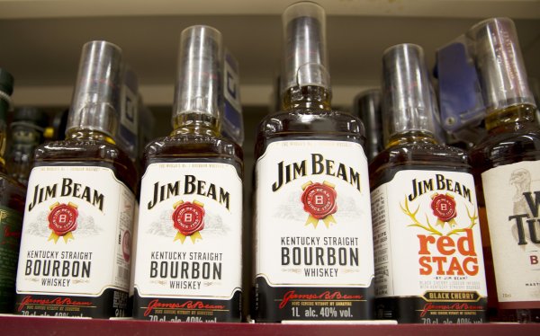 Loša vijest za ljubitelje viskija: Jim Beam zaustavlja proizvodnju u glavnoj tvornici