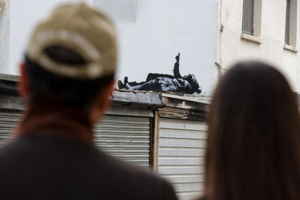 U različitim dijelovima Londona osvanula dva Banksyeva murala