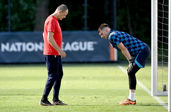 Marjan Mrmić i Dominik Livaković Hrvatska