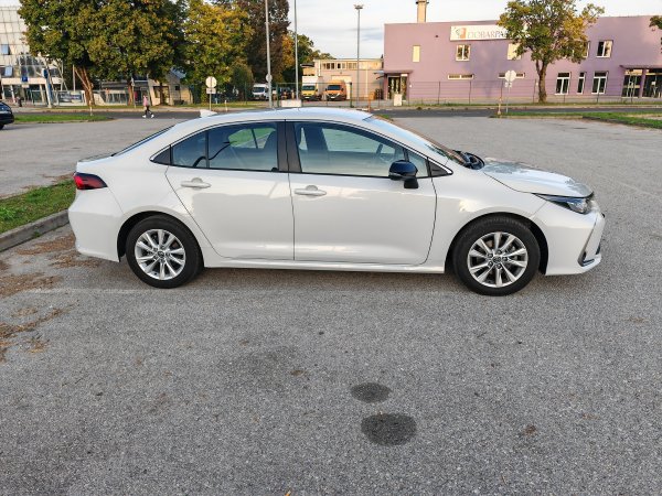 Toyota Corolla Sedan 1.5 VVT-IW 4D MT6 Luna (MY2025)