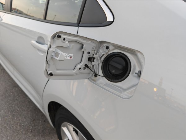 Toyota Corolla Sedan 1.5 VVT-IW 4D MT6 Luna (MY2025)