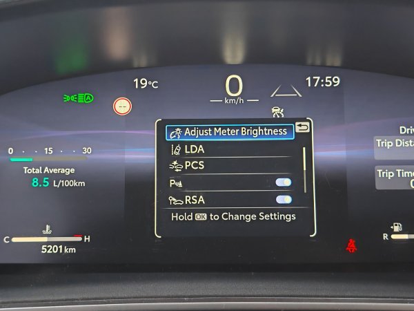 Toyota Corolla Sedan 1.5 VVT-IW 4D MT6 Luna (MY2025)