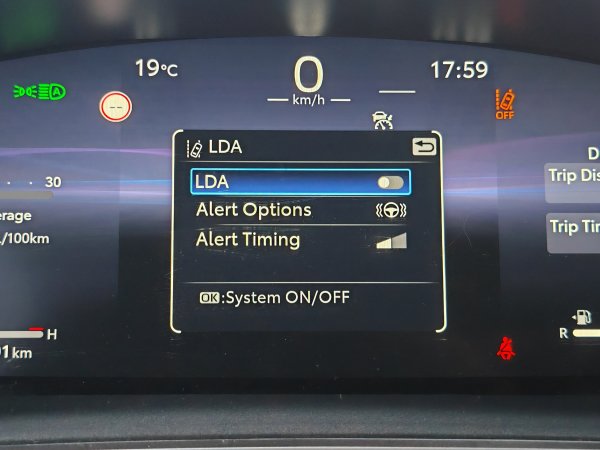 Toyota Corolla Sedan 1.5 VVT-IW 4D MT6 Luna (MY2025)