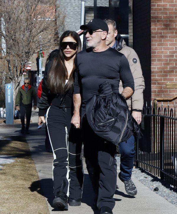 Svi pogledi su bili upereni u Bezosa i Lauren. Utegli se na skijanju, a on je iznenadio izgledom