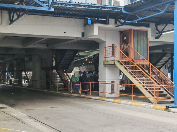 Autobusni kolodvor mnogima je samo kratka postaja na putovanju