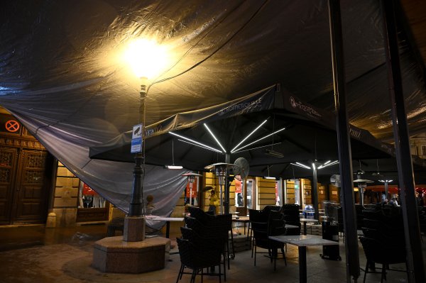 Ugostitelji u Bogovićevoj pripremaju se za 'doček Božića'