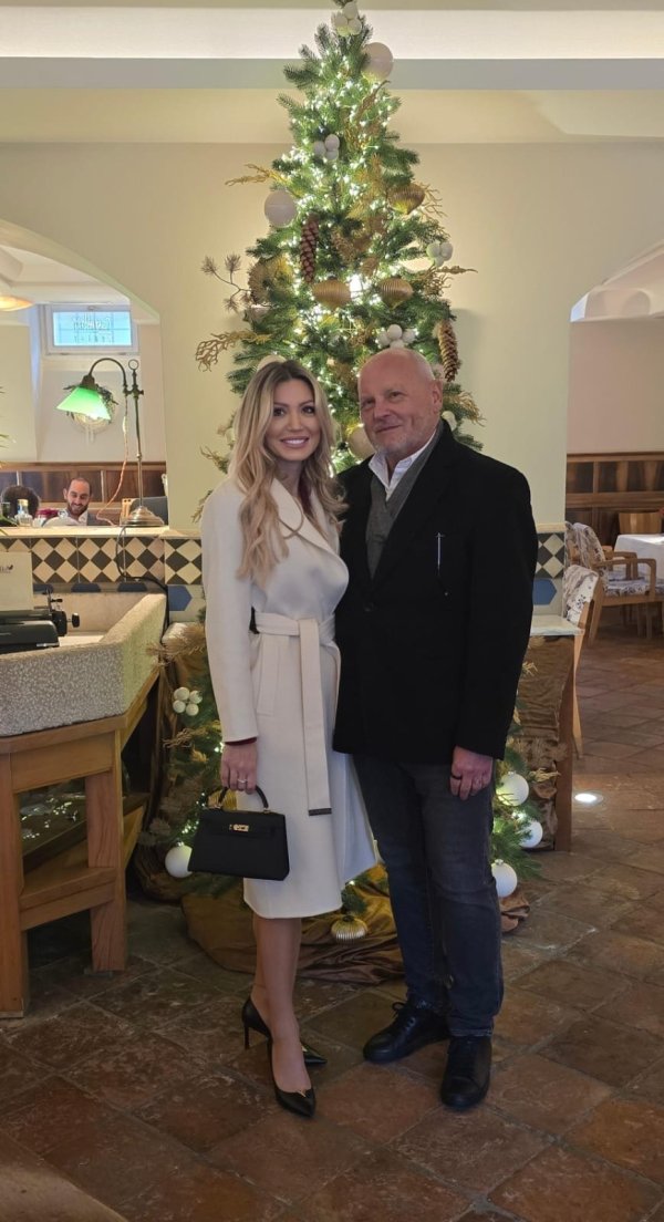 Blanka Mateša uputila toplu čestitku i raznježila pratitelje fotografijom s najdražim muškarcima