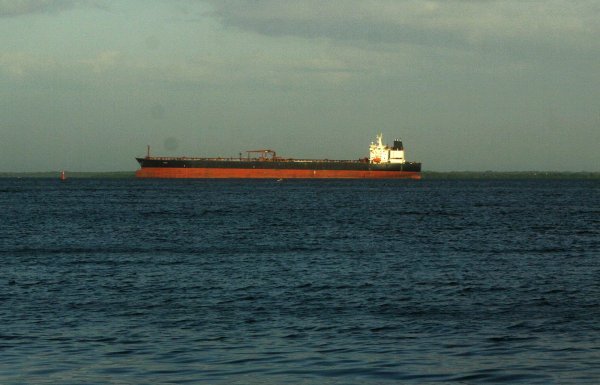 Cijene nafte kliznule ispod 61 dolara: Trgovi na početku godine odvagnuli očekivanja