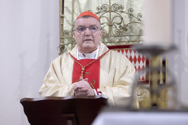 Kardinal Bozanić: Bog je htio postati dijete kako bi ljudima bio što bliži