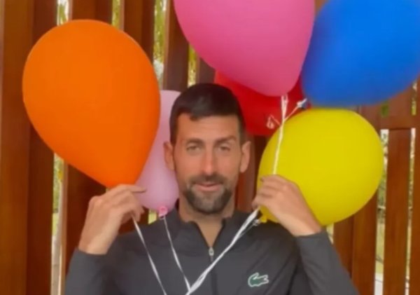 Evo kako je Đoković danas čestitao Božić