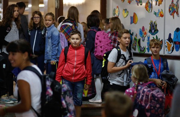 Malim Zagrepčanima kišom započela nova školska godina (1)