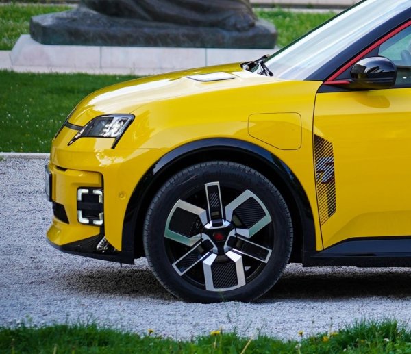 Renault R5 E-Tech Iconic Cinq 150 HP Comfort