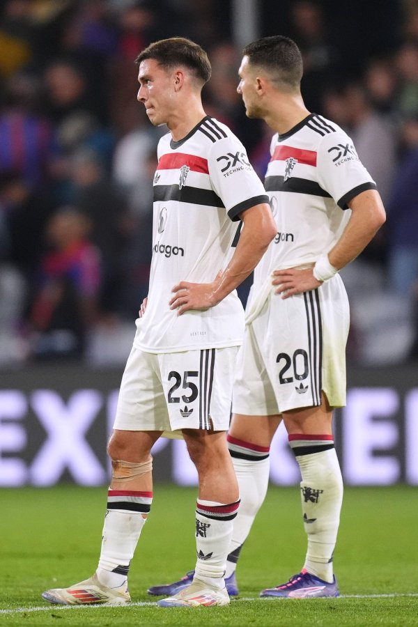 Navijači Uniteda pokopali dvije zvijezde: 'Oni su živi dokaz da ne moraš biti dobar u nečemu da bi bio plaćen za to'