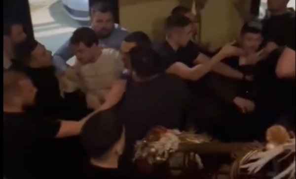 Kaos u Međugorju: Masovna tučnjava uz taktove pjesme Halida Bešlića