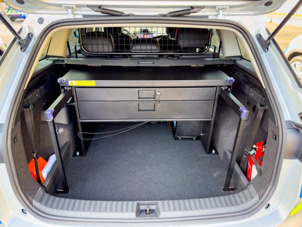 Teretni prostor prometnih patrolnih vozila