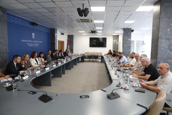 Sindikati i Vlada bez dogovora u ovoj godini: 'Ovo je opasan presedan, što je Piletiću?'