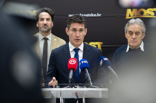 Most protiv uvođenja digitalnog eura: 'Gotovinu treba zaštititi Ustavom'