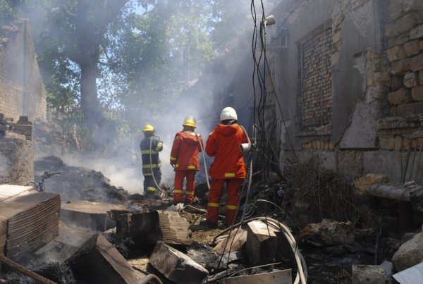 Rusija napala ukrajinske luke: Oštećen civilni brod